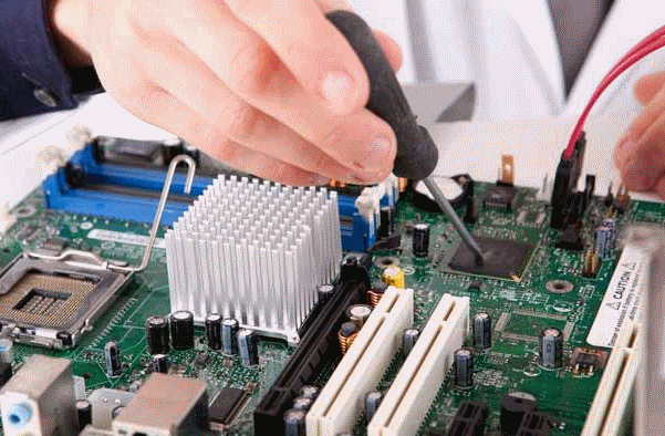 3 Key Attributes Electrical And Electronics Repairers, Commercial And Industrial Equipment Need To Succeed In Their Career