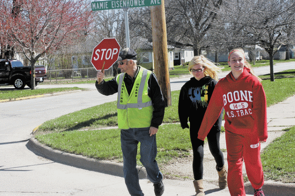 20 Jobs That Often Require Walking And Running