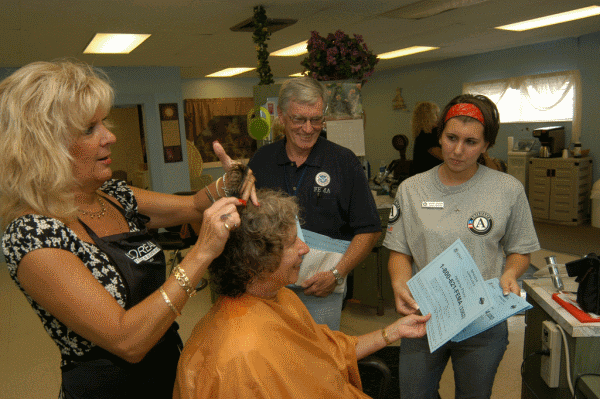 Careers That Suit Artistic Personalities And Require A High School Diploma