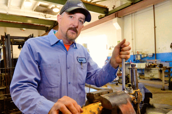Careers That Suit Investigative Personalities And Require Less than a High School Diploma